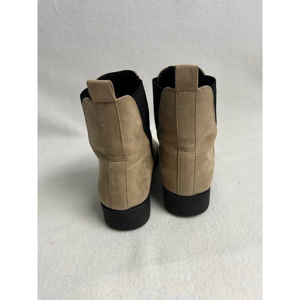 Minimalist Lulus Women 9 Tan Suede Chelsea Ankle Boots Low Block Heel Almond Toe